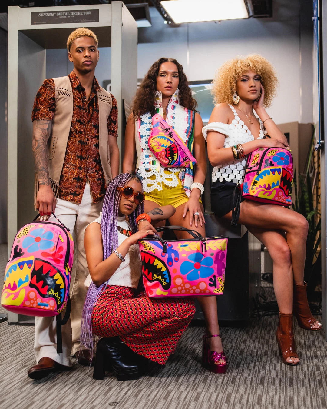 SPRAYGROUND PSYCHEDELIC VOYAGE SAVVY CROSSBODY - Image 8