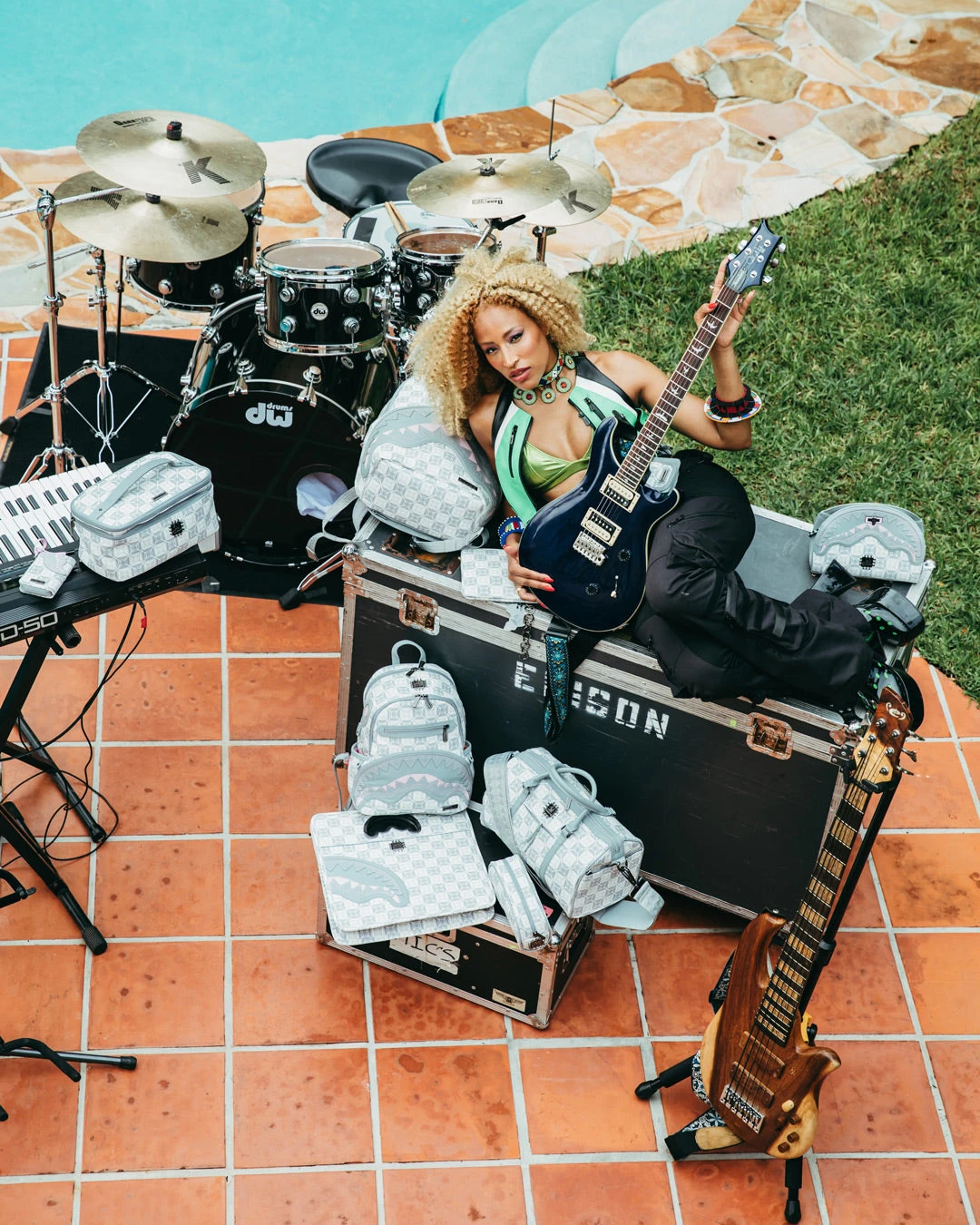 SPRAYGROUND A.I.8 AFRICAN INTELLIGENCE BOOKED & BUSY SHARK HANDBAG - Image 9