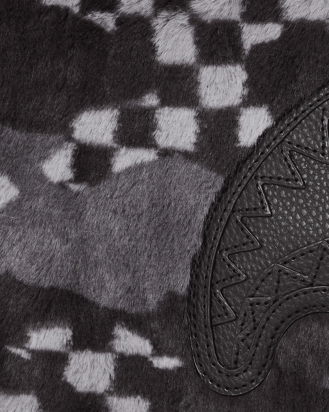 SPRAYGROUND 3AM PLUSH ASPEN HIGHLANDS CROSSOVER CLUTCH - Image 9