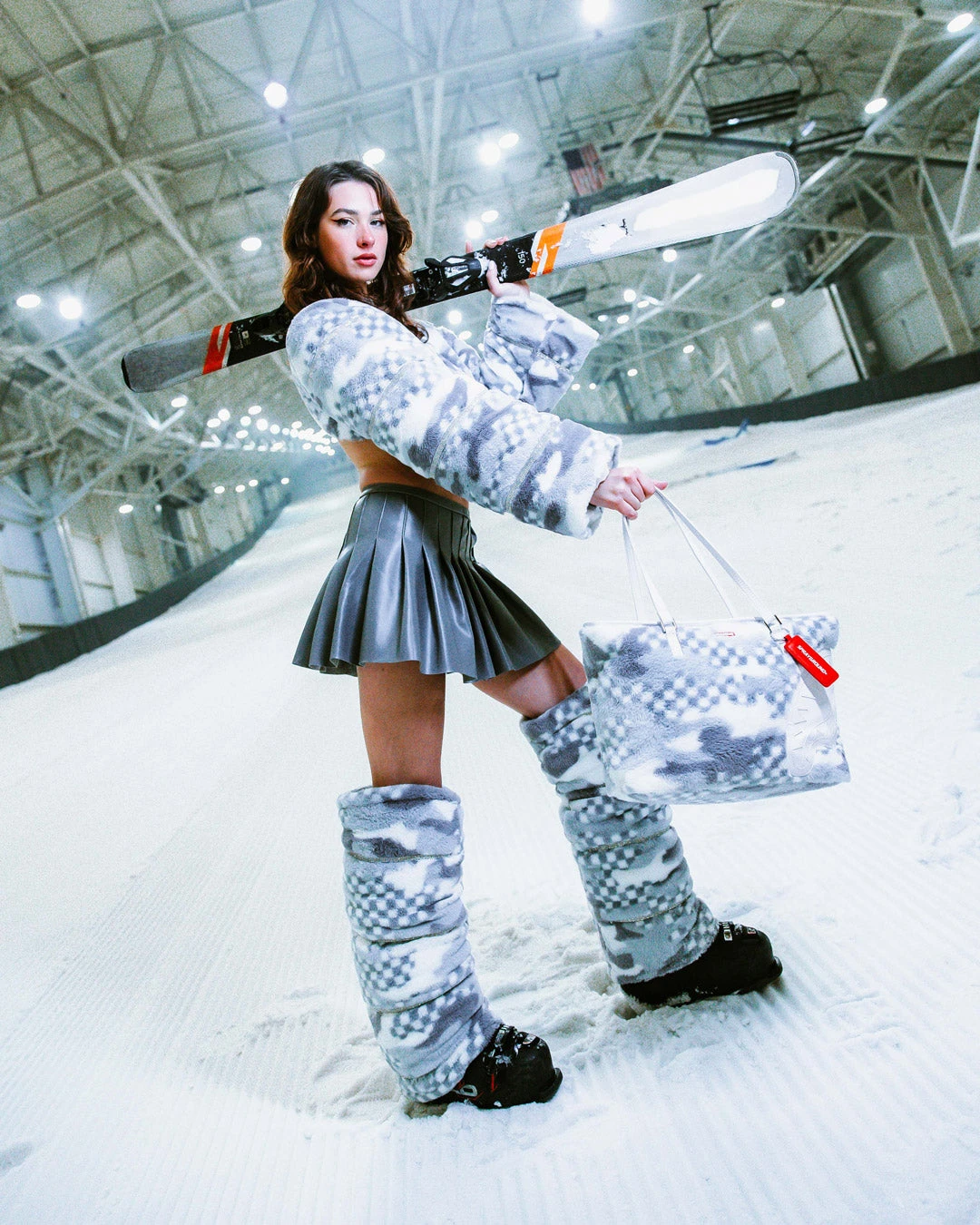 SPRAYGROUND 3AM PLUSH SWISS ALPS TOTE - Image 11